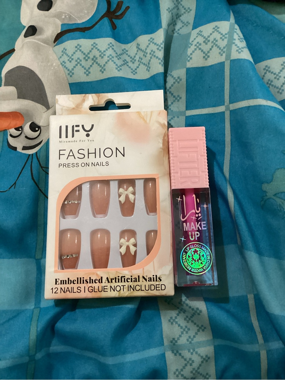 16 piece self care bundle! With beauty or makeup bag included. - Picture 8 of 12